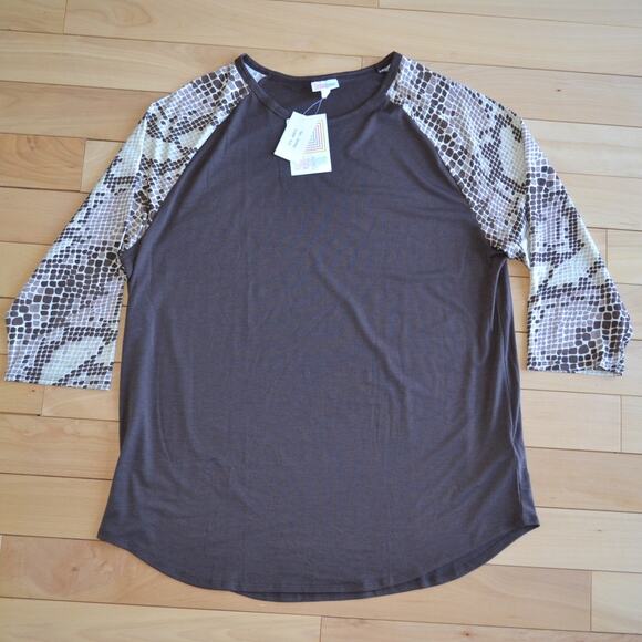 NWT LuLaRoe Randy Quarter Sleeve Jersey Shirt Top Size 3XL - Picture 1 of 4